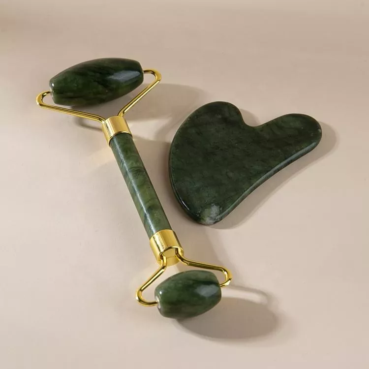 စိတ်ကြိုက် Jade Roller နှင့် Gua Sha Set